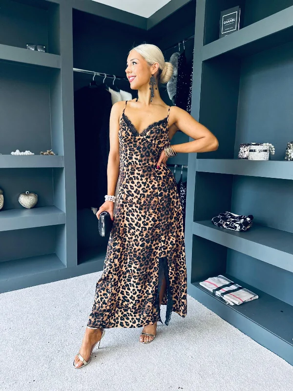 Flash Sale, Don'T Miss Graceful Cut Valentina Dace Detail Maxi Dress Leopard