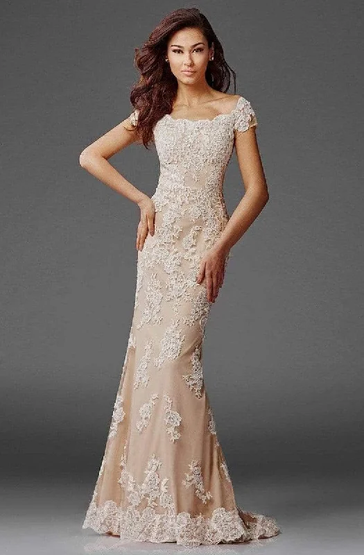 Style Without Limits Luxury Style Clarisse - M6417 Romantic Lace Bateau Evening Gown