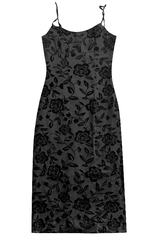 Fashionista Favorites Luxury Style PRE-ORDER: Black Floral Cameron Dress