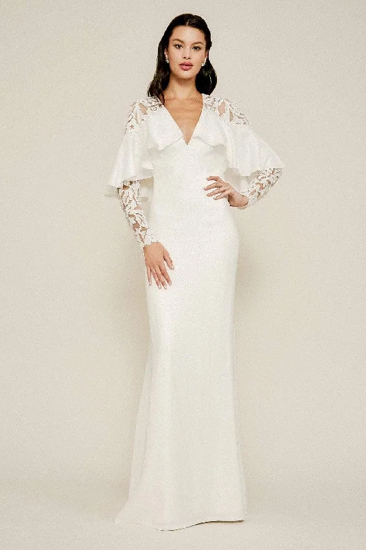 Boutique Styles Seasonal Trend Tadashi Shoji - Zues Lace Long-Sleeve Crepe Gown