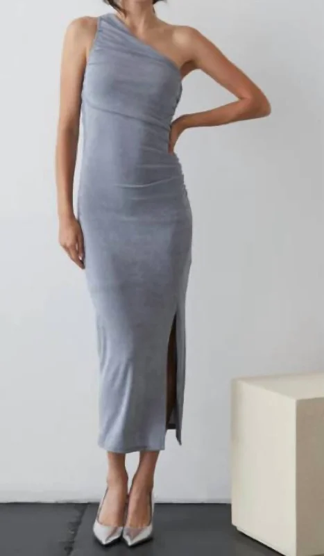 Cool Prices Effortless Sophistication Coco Slinky Midi Dress In Ice Blue