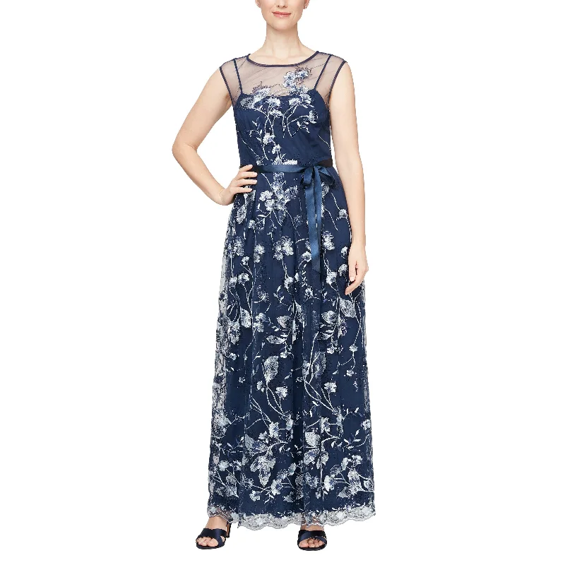 Stylish Looks Classic Appeal Alex Evenings 81171482 Long Sleeveless Embroidered Formal Dress