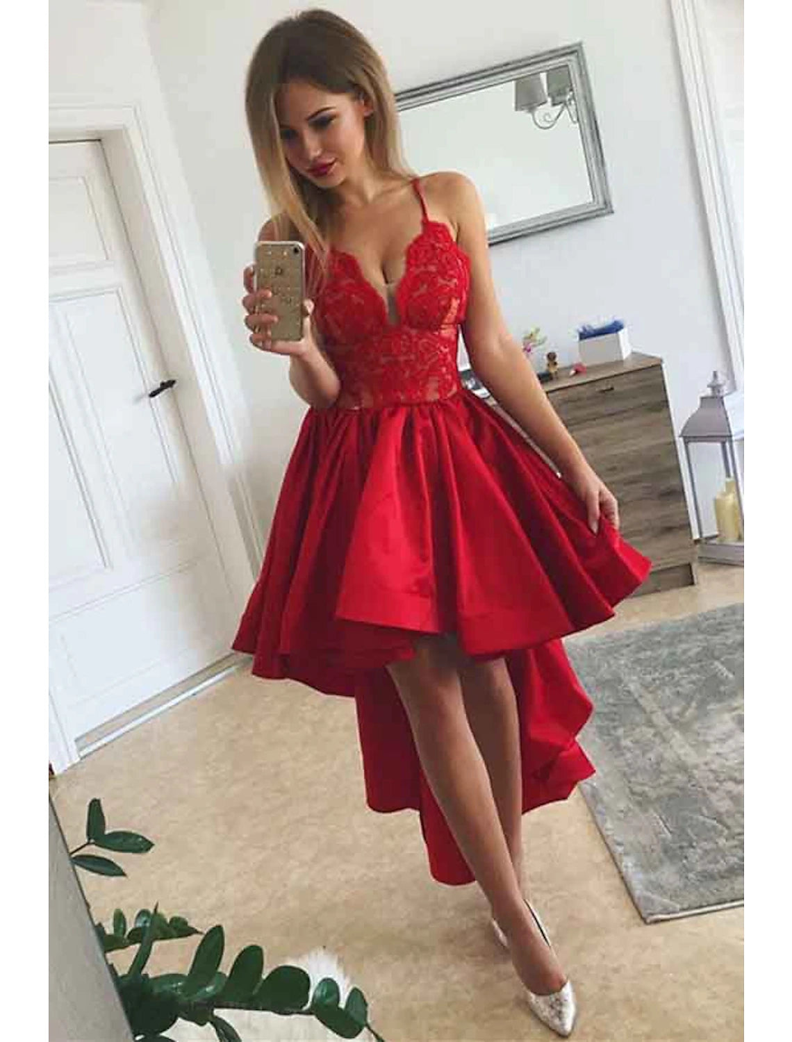 Glamorous Fashion Offers Graceful Movement A-Line Prom Dresses Party Dress Homecoming Birthday Asymmetrical Sleeveless V Neck Satin with Pleats