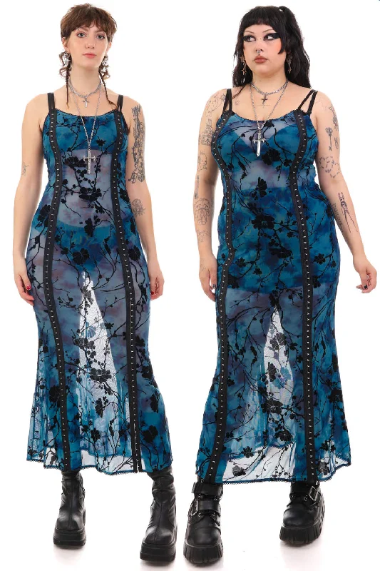 Avant-Garde Style Promotions Boho - Chic Festival - Ready Style PRE-ODER: Blue Floral Amarantha Hook and Eye Maxi Dress