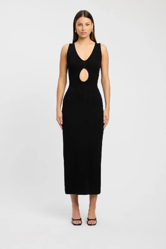 Classic Modern Offers Soft Textures Arlo Maxi Dress