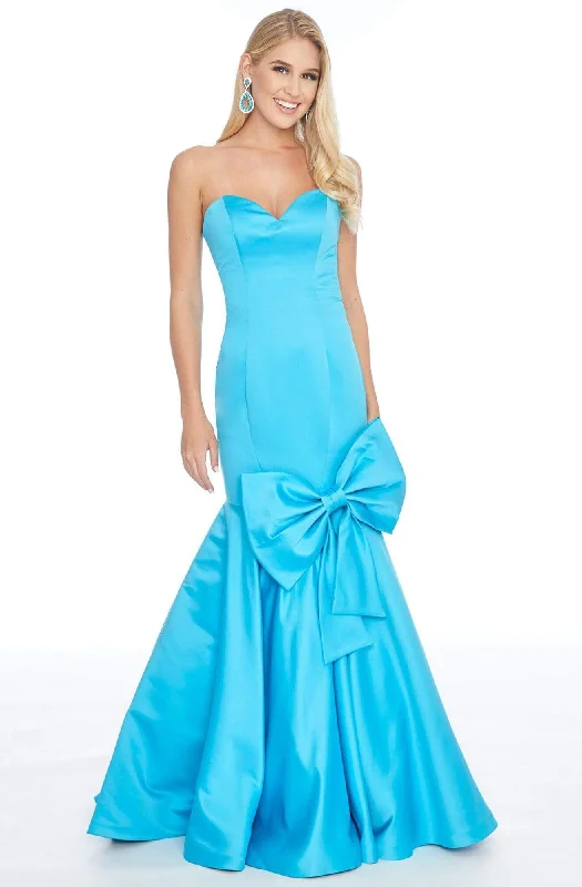 On-Trend Fashion Offers Fashion-Forward Style Ashley Lauren - 1777 Sweetheart Satin Trumpet Dress