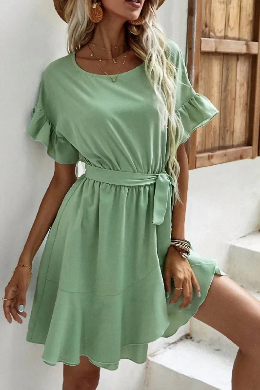 Durable Fashion Picks Art Deco Geometric Pattern Look Ruffles Short Sleeve Midi Dress With Belt in Green