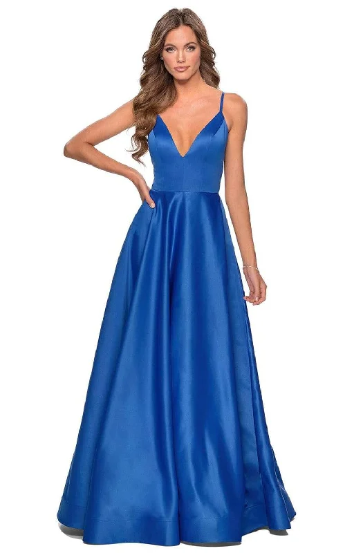 Step Ahead, Lead The Trend Seasonal Trend La Femme - 28628 Deep V-neck Satin Junior Prom Gown