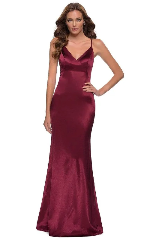 Hot Styles Floral Style La Femme - 29960 Sleeveless V-Neck Fitted Satin Simple Prom Dress